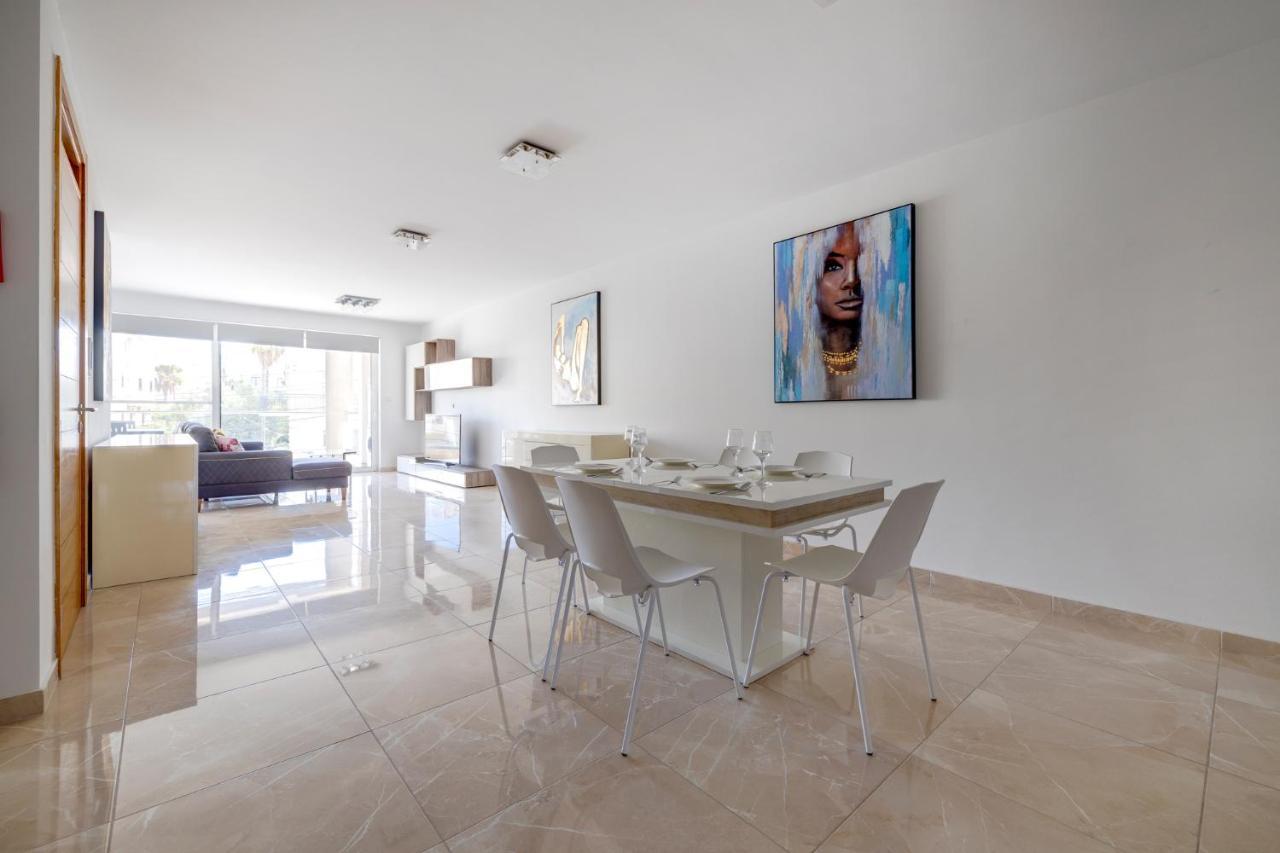 Marvellous 3Br Apartment In Central St Julians Saint Julian's Exterior photo